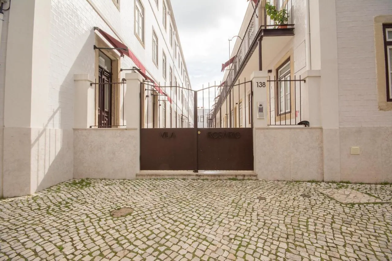Charming Apartment In Private Condominium At Graca Lisbon